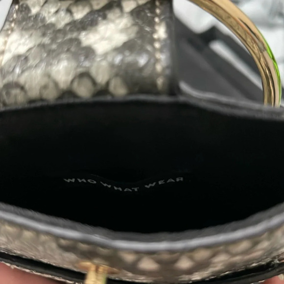 Cell Phone Purse from Who What Wear Brand. Faux Snakeskin Leather. Crossbody. - Picture 3 of 6